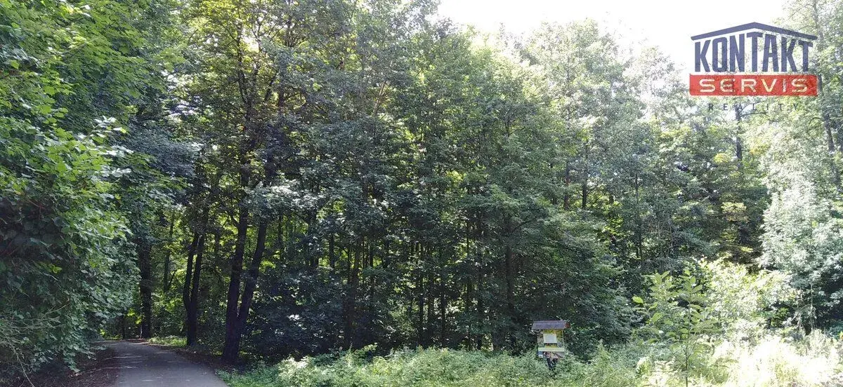 Prodej malebného pozemku v Hrabyni, ev.č. VŠ-8199