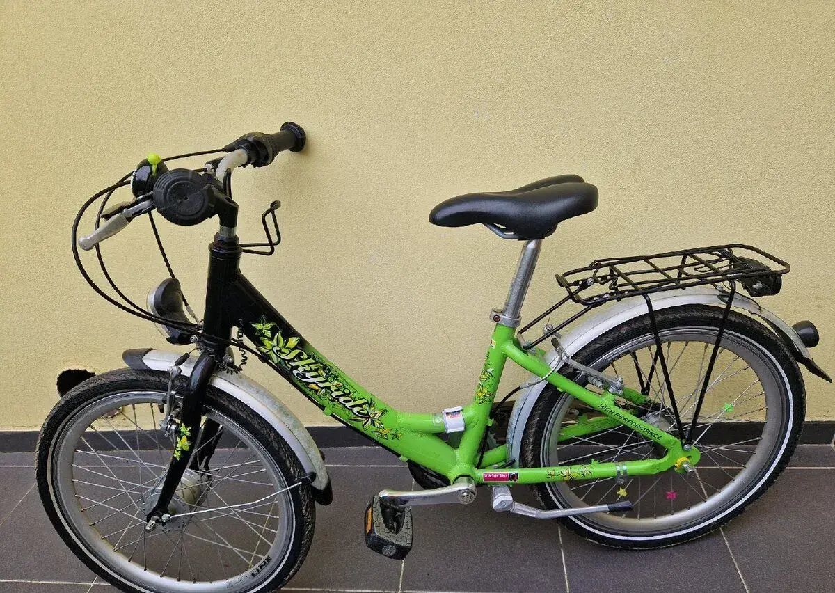 Kolo Puky Skyride 20"s přehazovačka a helmou
