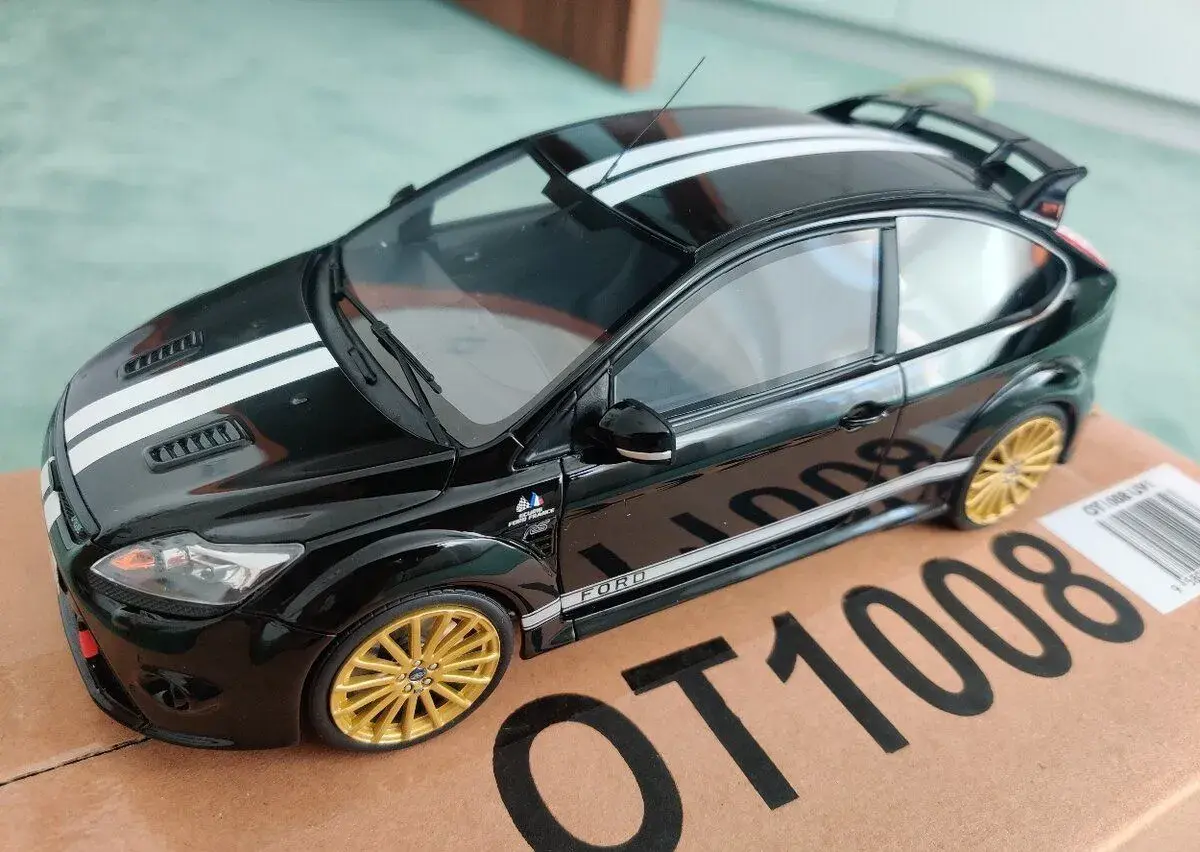Ford Focus Mk2 RS Le Mans Black 2010 OT1008 OttOmobile