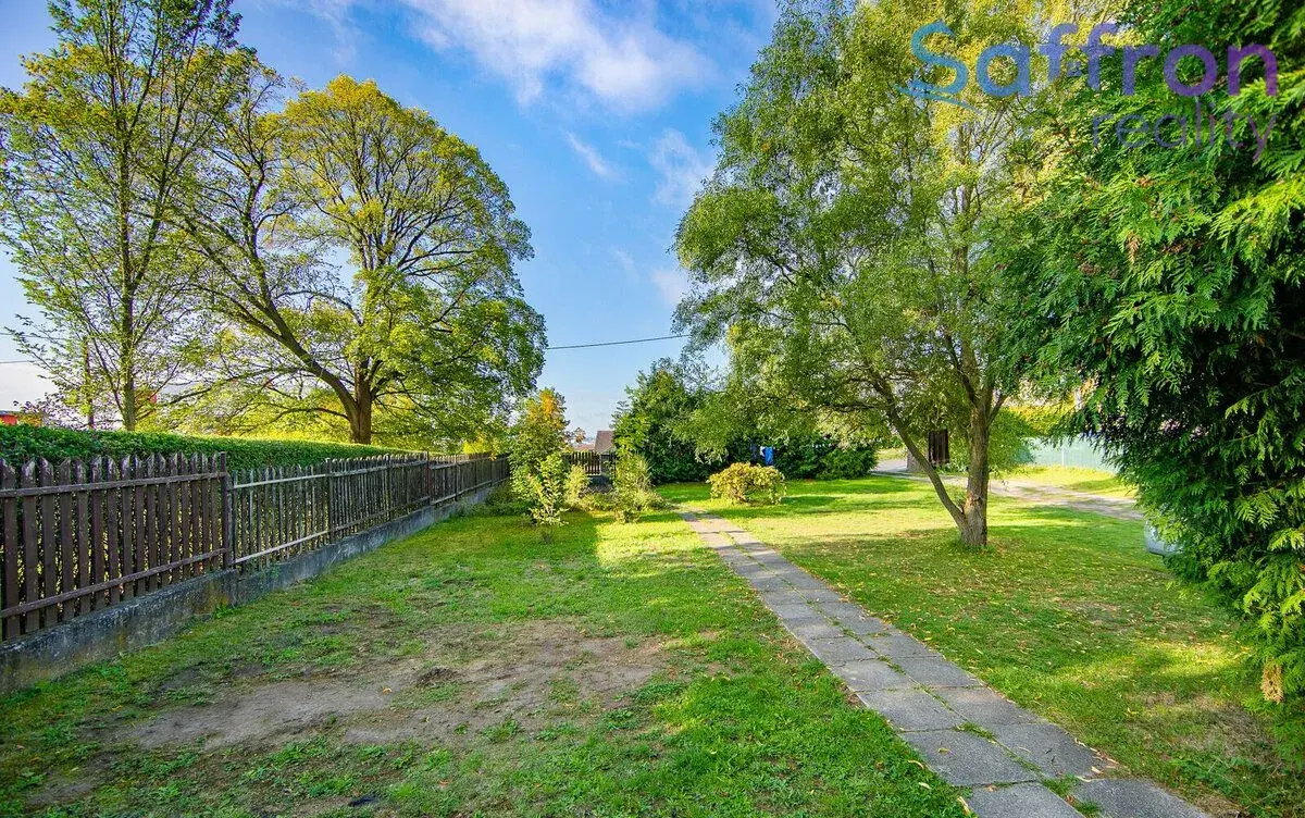 Prodej pozemku 1 950 m² s potenciálem pro výstavbu nové vily