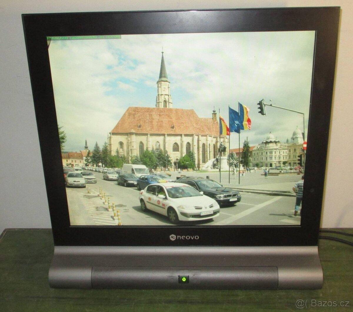 Monitor NEOVO 19 palců, 5:4, DVI, 12V napájení
