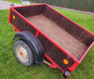 Přívěsný vozík za osobní automobil s TP a RZ