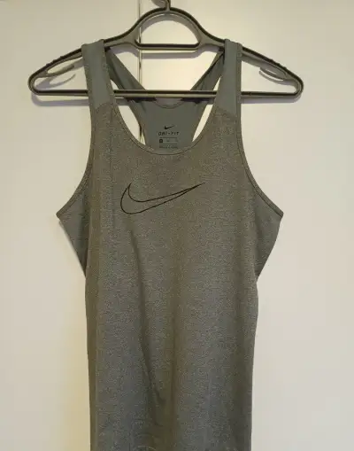 Dámský top Nike