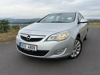 Opel ASTRA – 2011, 316 884 km