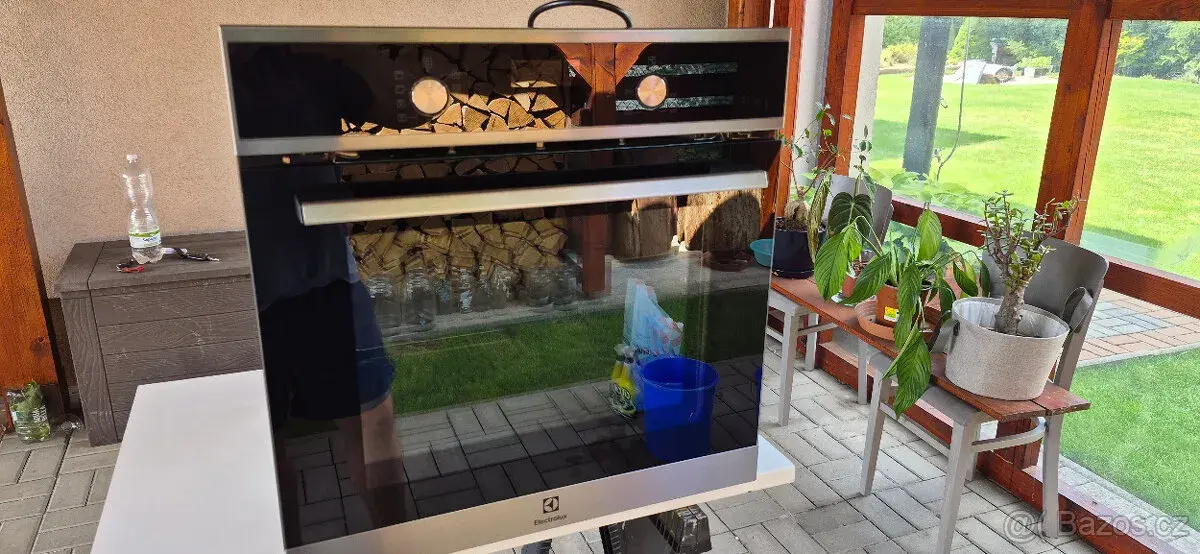 Electrolux EOD5F70BX vestavná trouba