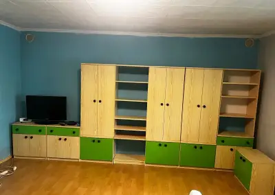 nábytek a gauč