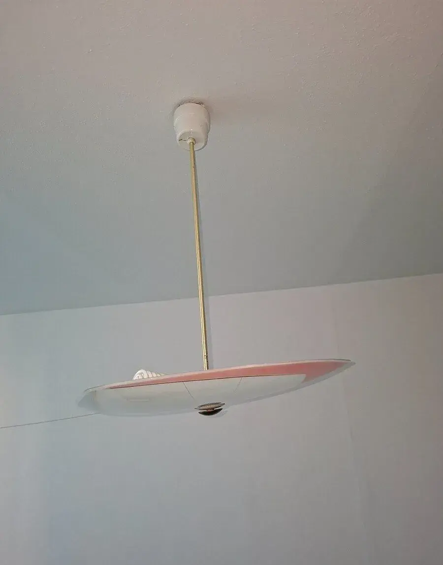 Skleněný lustr