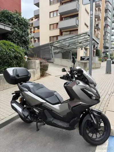 Honda ADV 350 + smartbox