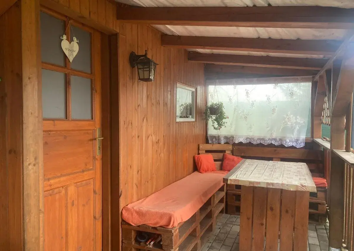 Zahrada 214 m² s chatkou, skleníkem a jezírkem – Žamberk