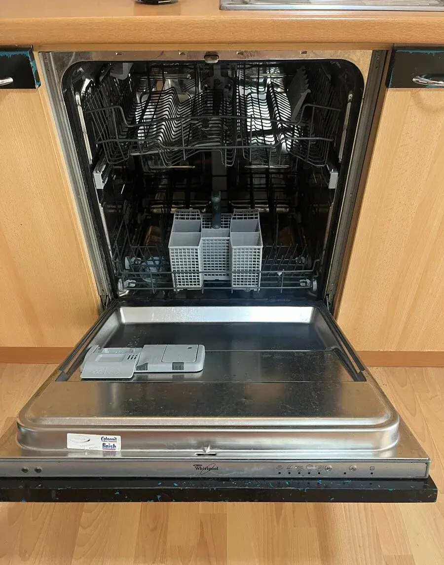 Vestavna mycka Whirpool ADG 7556/1