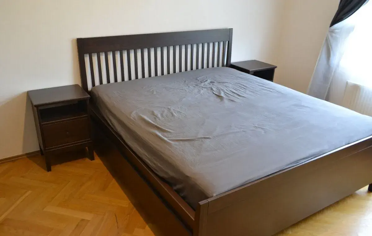 Postel IKEA IDANAS se šuplíky, noč. stolky + Matrace Valevag