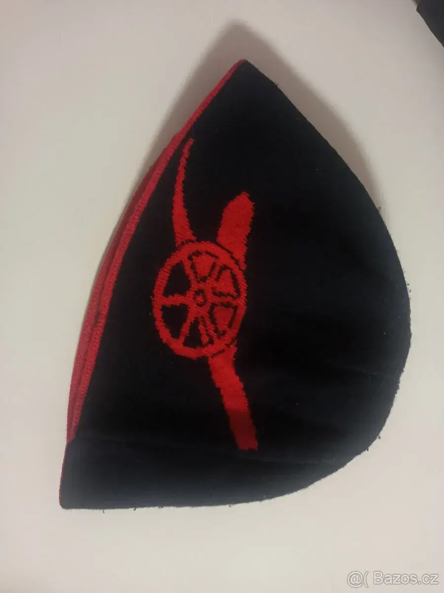 Dětská oboustranná čepice Arsenal FC, vel. 5-8 let