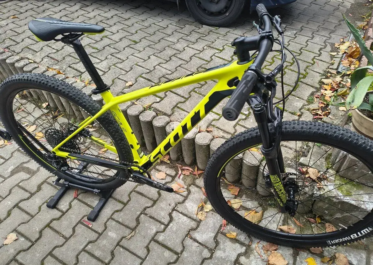 KARBONOVÉ HORSKÉ KOLO SCOTT .,. JAKO NOVÉ
