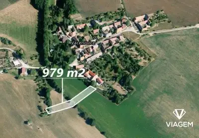 Spekulační - stát 979 m²