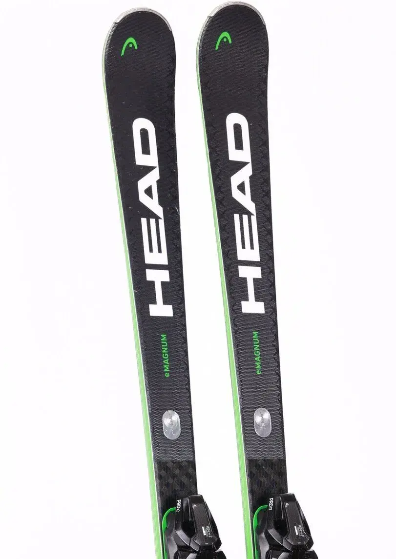 Použité lyže HEAD SUPERSHAPE E-MAGNUM 2026