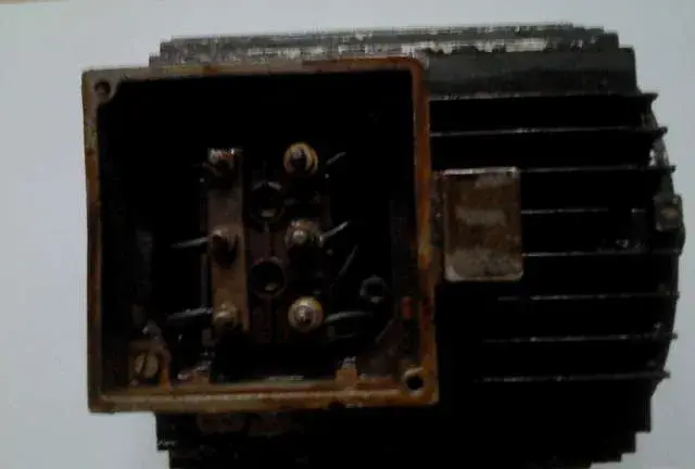 Stator k motoru 380 V