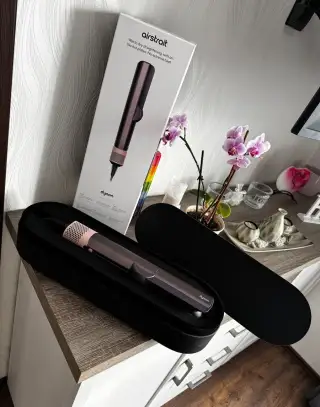 Žehlička na vlasy Dyson Airstrait HT01 jasper plum