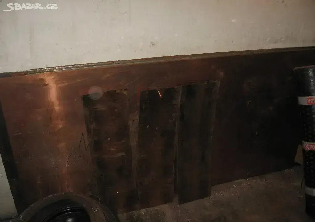 Doprodej přebytečného hutního materiálu ze soukromých zásob.