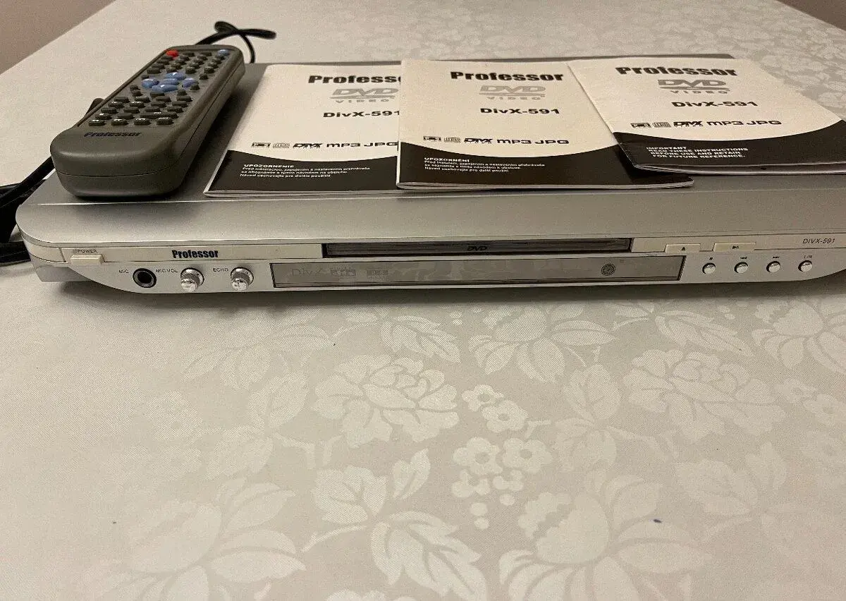 DVD přehrávač Professor DivX 591