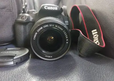 Fotoaparát Canon EOS M50 Mark II,objektiv Canon Zoom 15-45mm