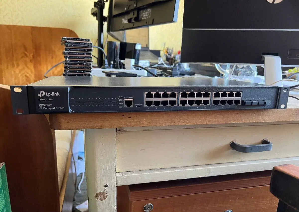 Switch TP-LINK T2600G-28TS