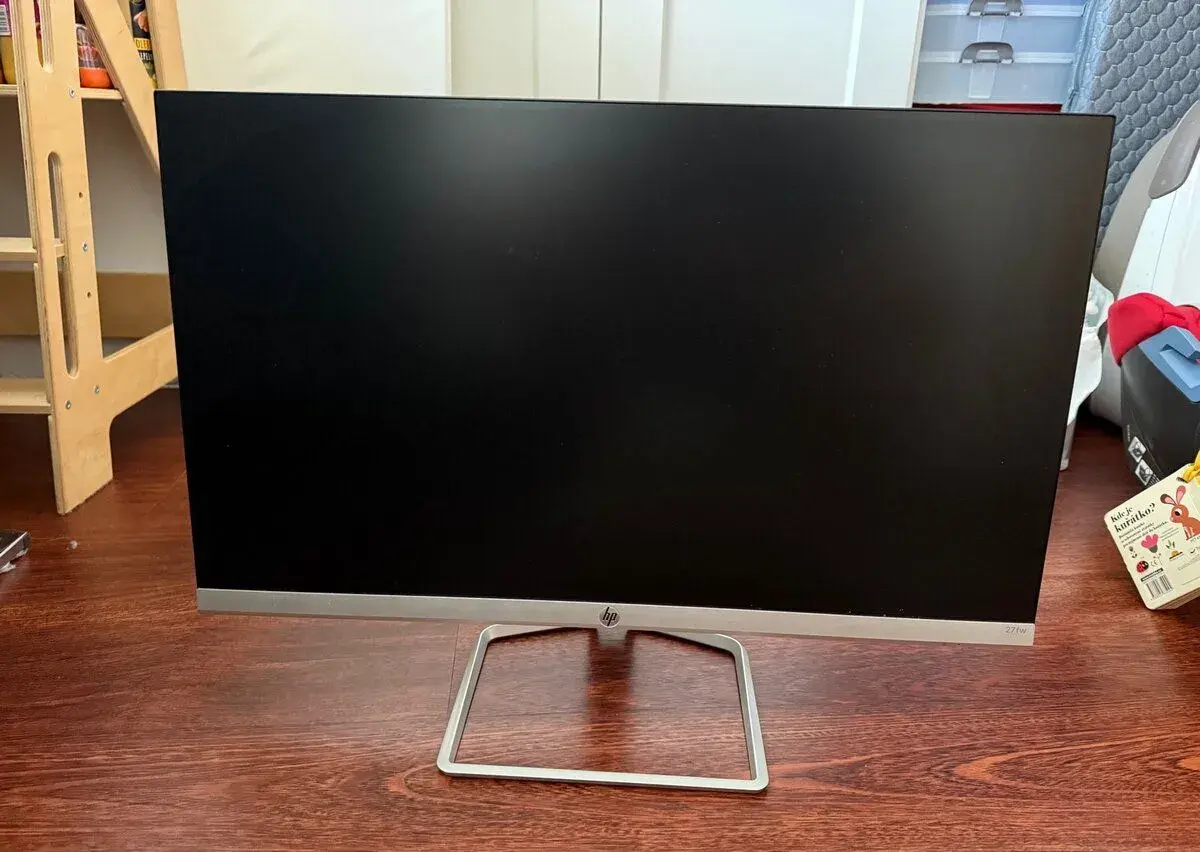 HP 27fw monitor