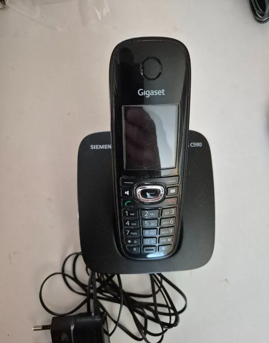VoIP bezdrátový telefon Siemens Gigaset C590 IP