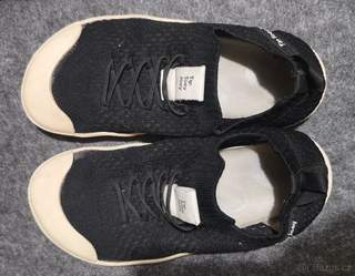 Barefoot Tip Toey 34