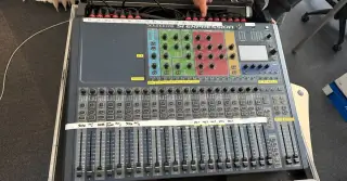Soundcraft Si Expression 2 + Stagebox 32 + MADI + flightcase