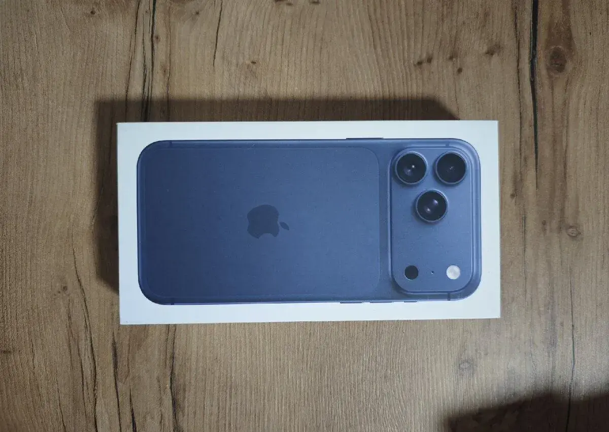 iPhone 17 Pro Max, 1TB, Deep blue, nerozbalený, 2 r záruka