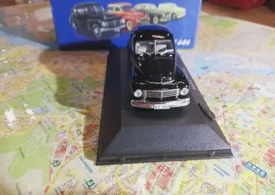 Volvo PV444 1:43