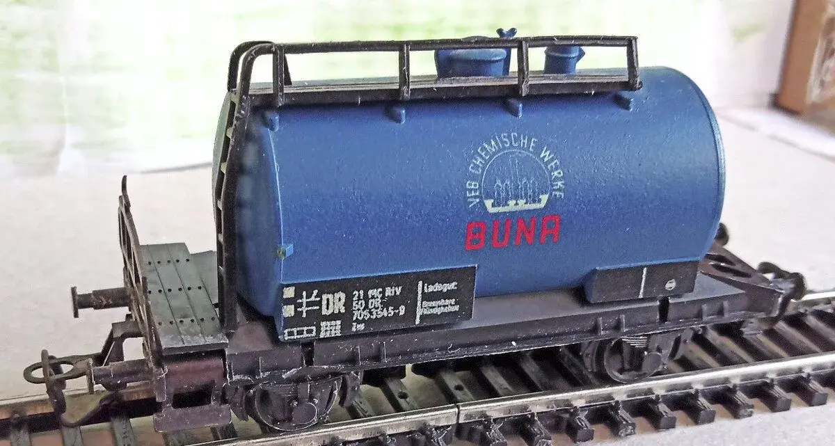 DR. TT. 1:120. Cisterna. BUNA. Nákladní vůz.