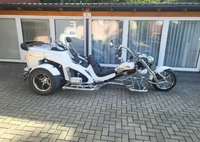 Boom Mustang ST1