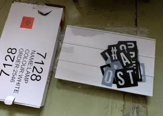 Světelná tabule s písmeny (2 ks, nová)