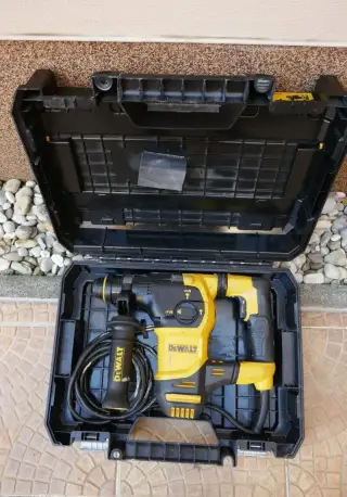 DeWALT D25333K Kombinované kladivo SDS-Plus