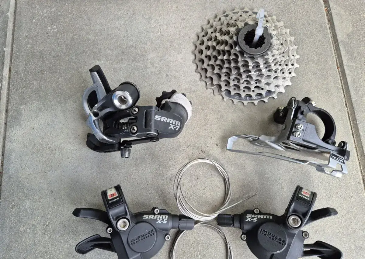 Sada 3x9 SRAM