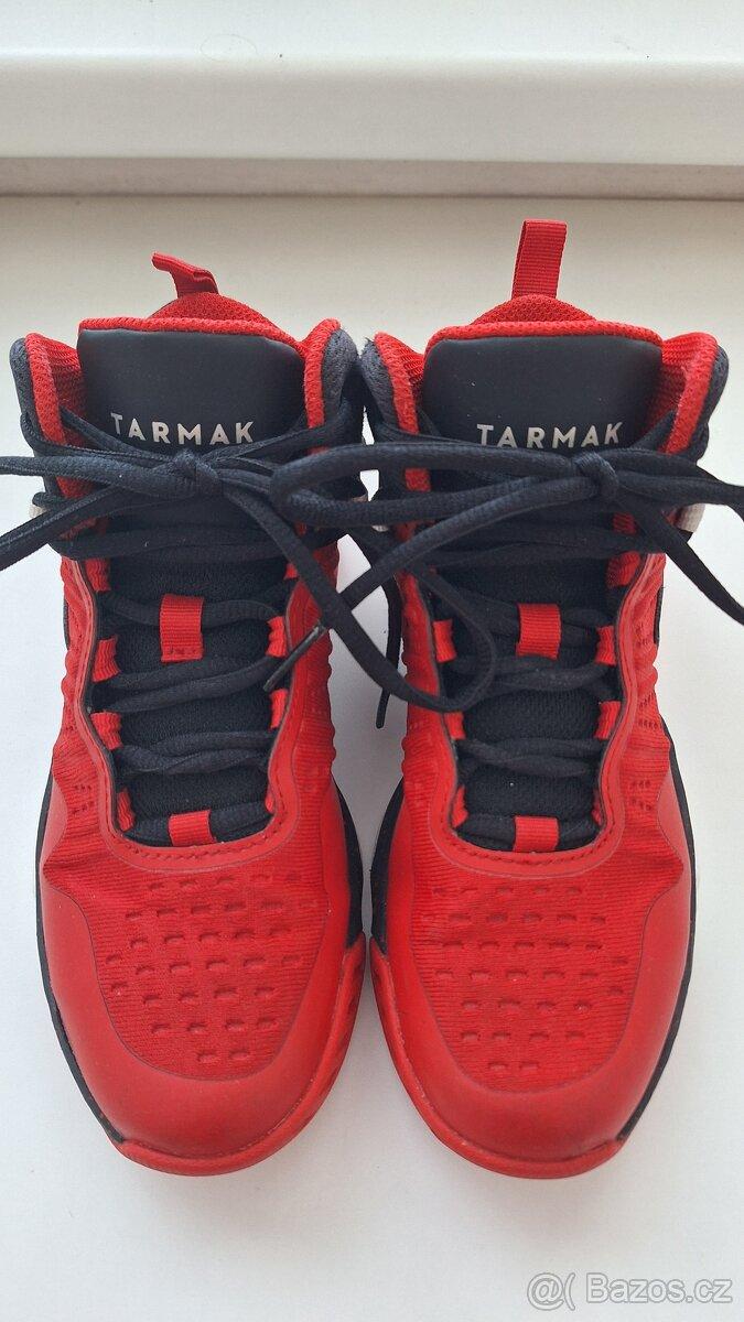 Basketbalove boty detske TARMAK Decathlon vel. 34