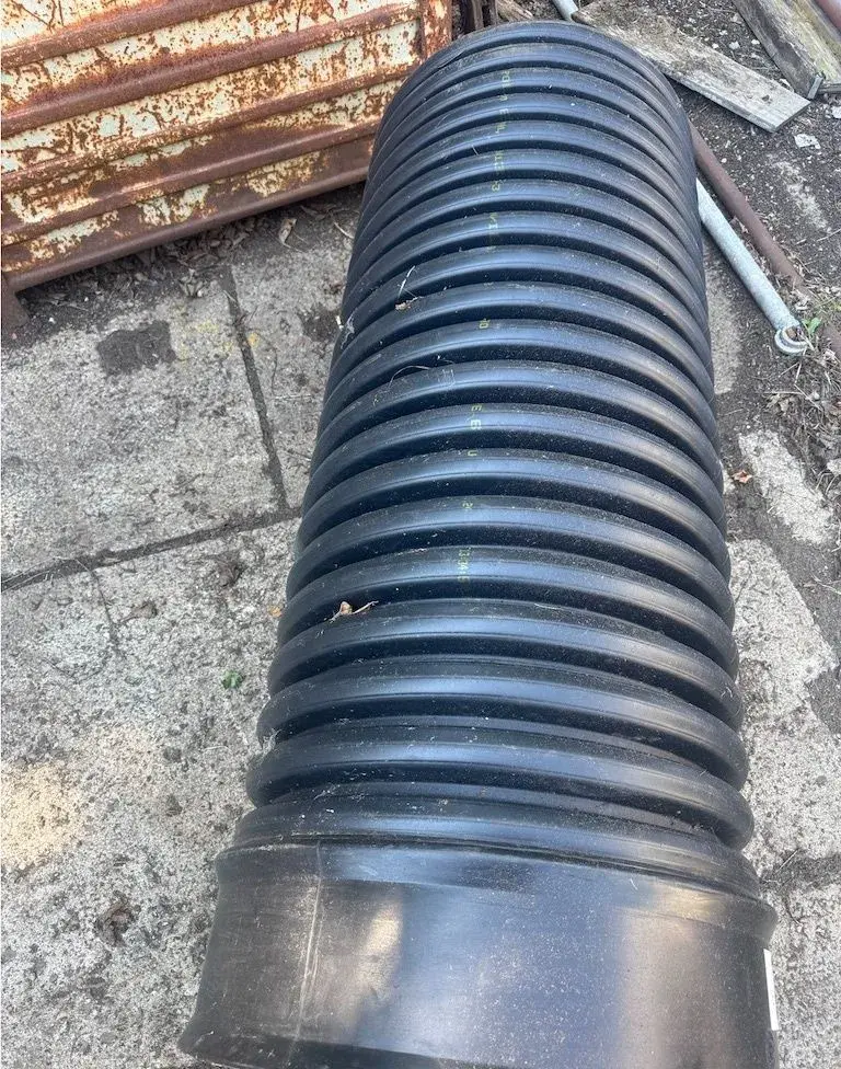 Trubka pr.600mm s hrdlem