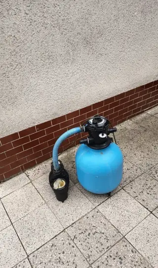 Bazénovou funkční pískovou filtraci
