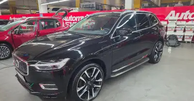 XC60 T8 Twin Engine Inscription (2020) ,TOP výbava