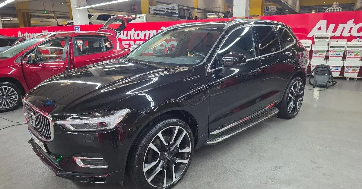 XC60 T8 Twin Engine Inscription (2020) ,TOP výbava