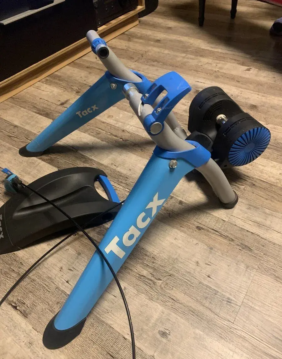 Magnetický trenažér Tacx Boost