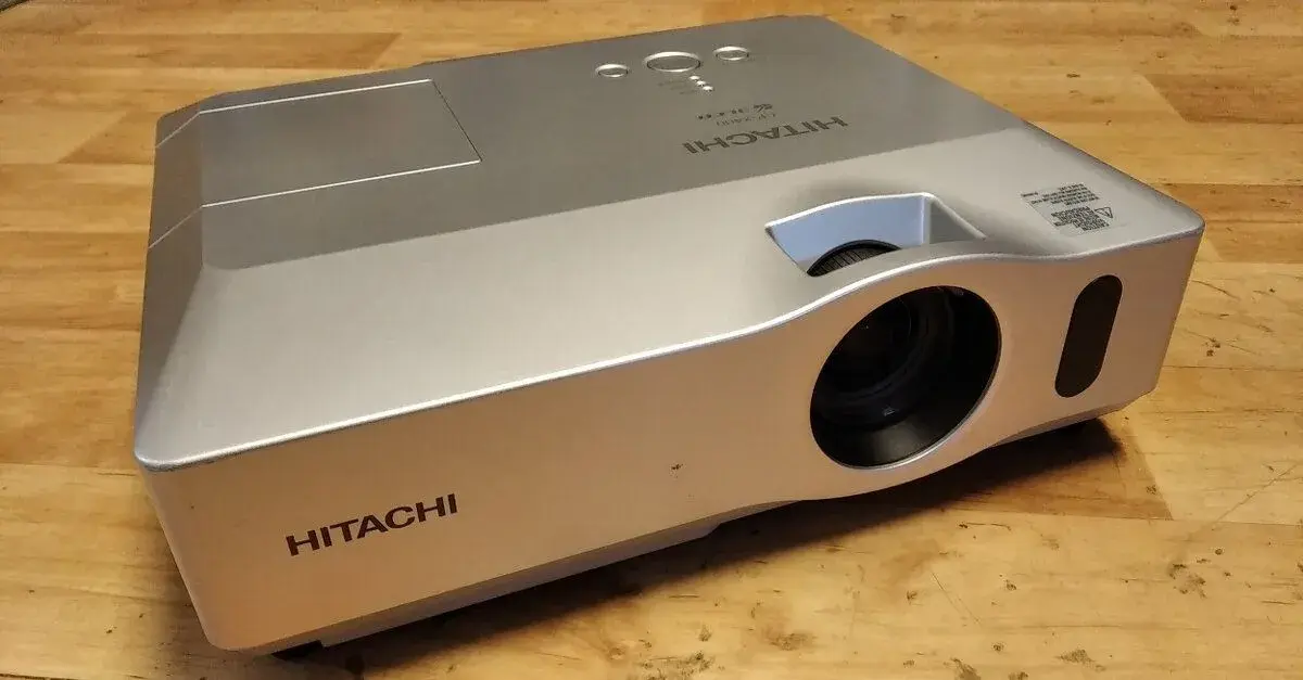 LCD Projector Hitachi CP-X400