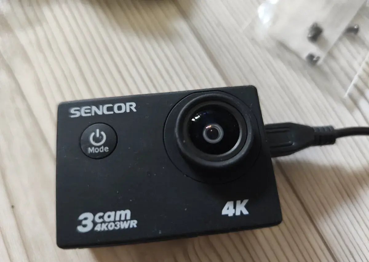 Akční kamera Sencor 3CAM 4K03WR – 2x baterie + Car Set