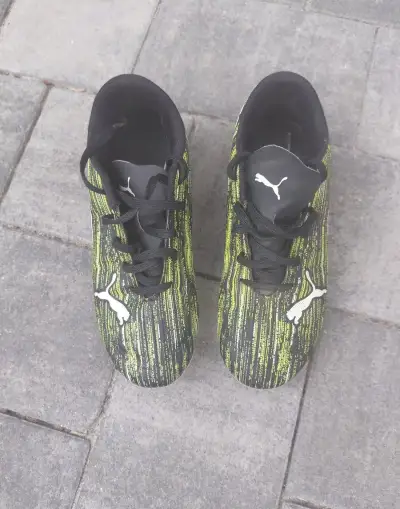 PUMA kopačky velikost EUR-34,5 (dětské)