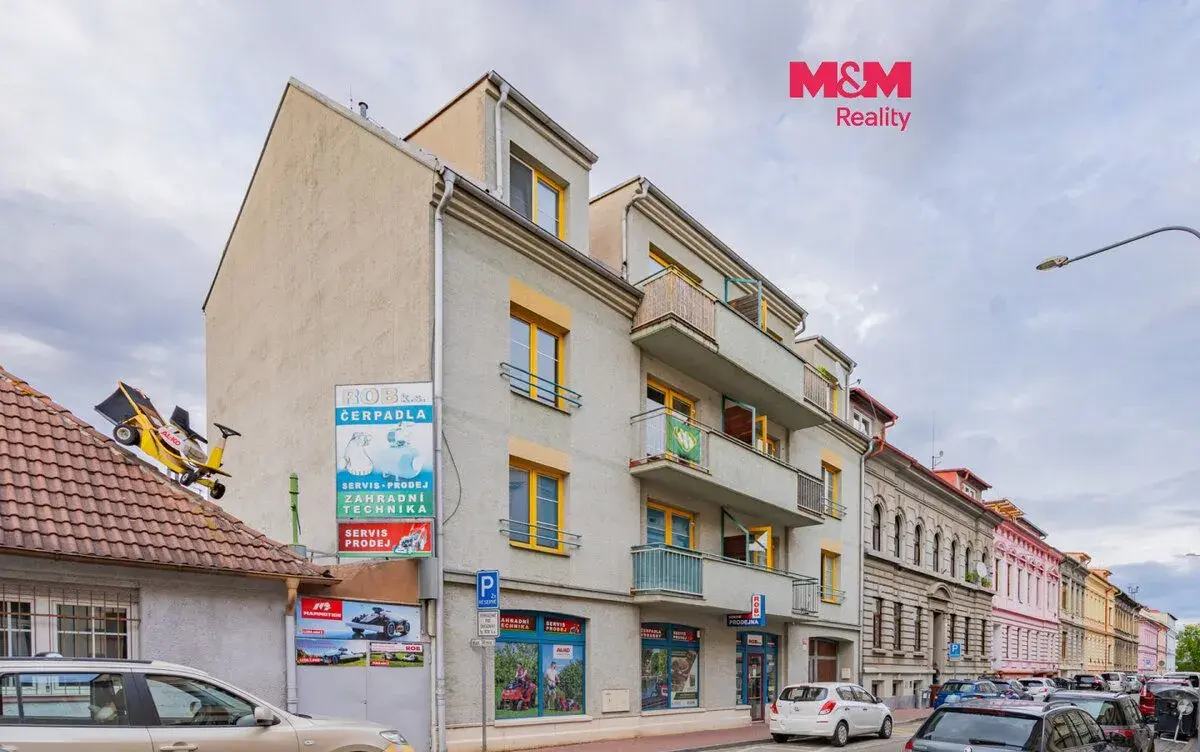 Pronájem bytu 2+kk, 44 m², České Budějovice, ul. Riegrova