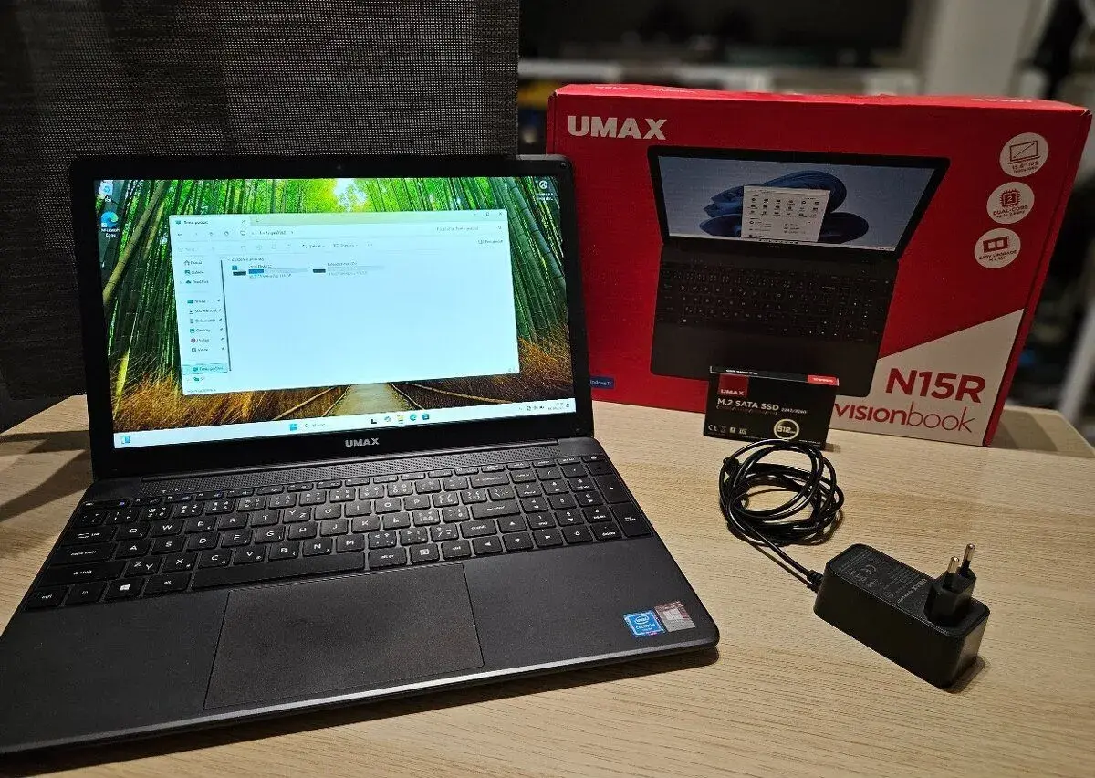 UMAX Visionbook N15R + Rozšířené úložiště