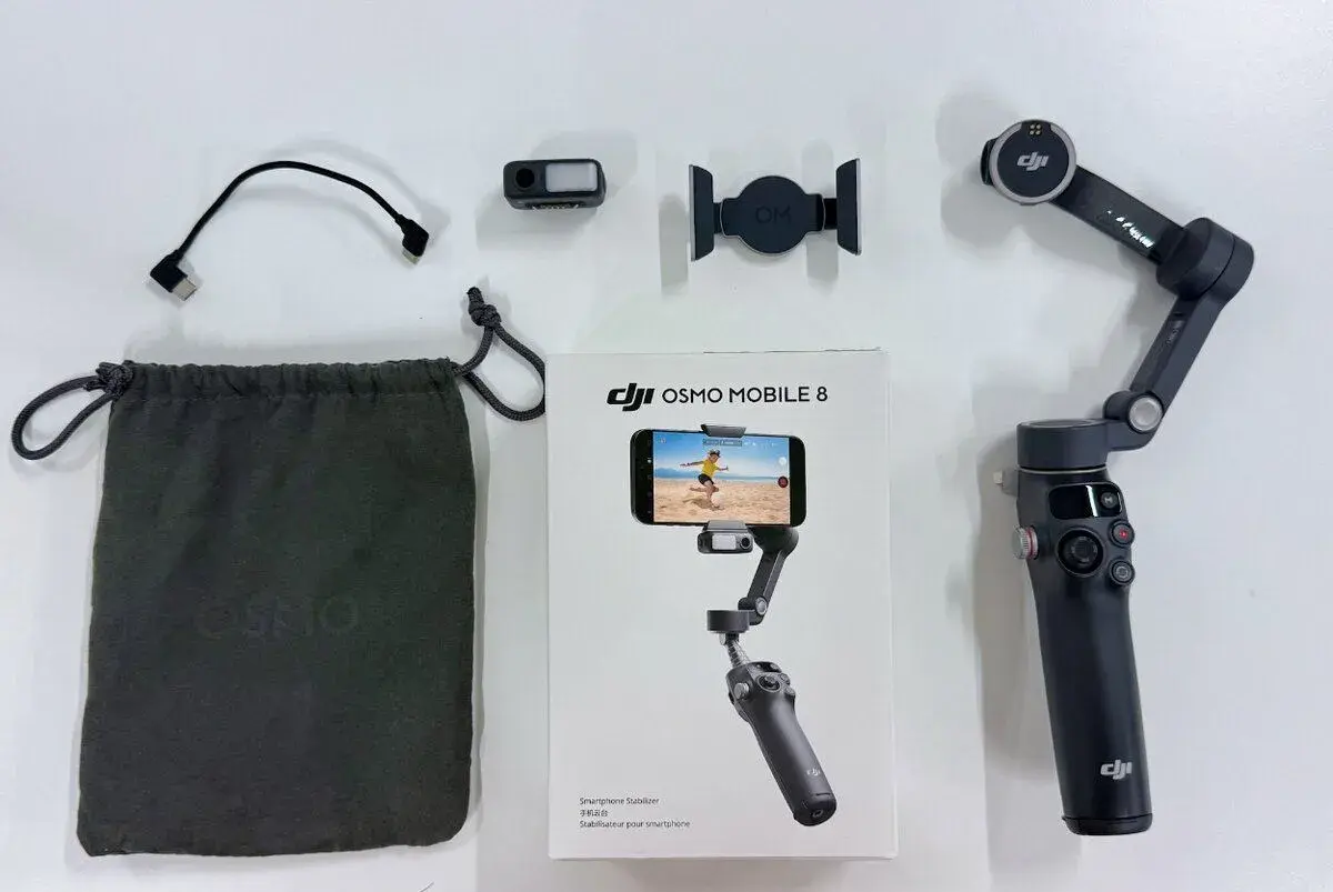 DJI Osmo Mobile 8 Advanced Tracking Combo, 1 rok záruka