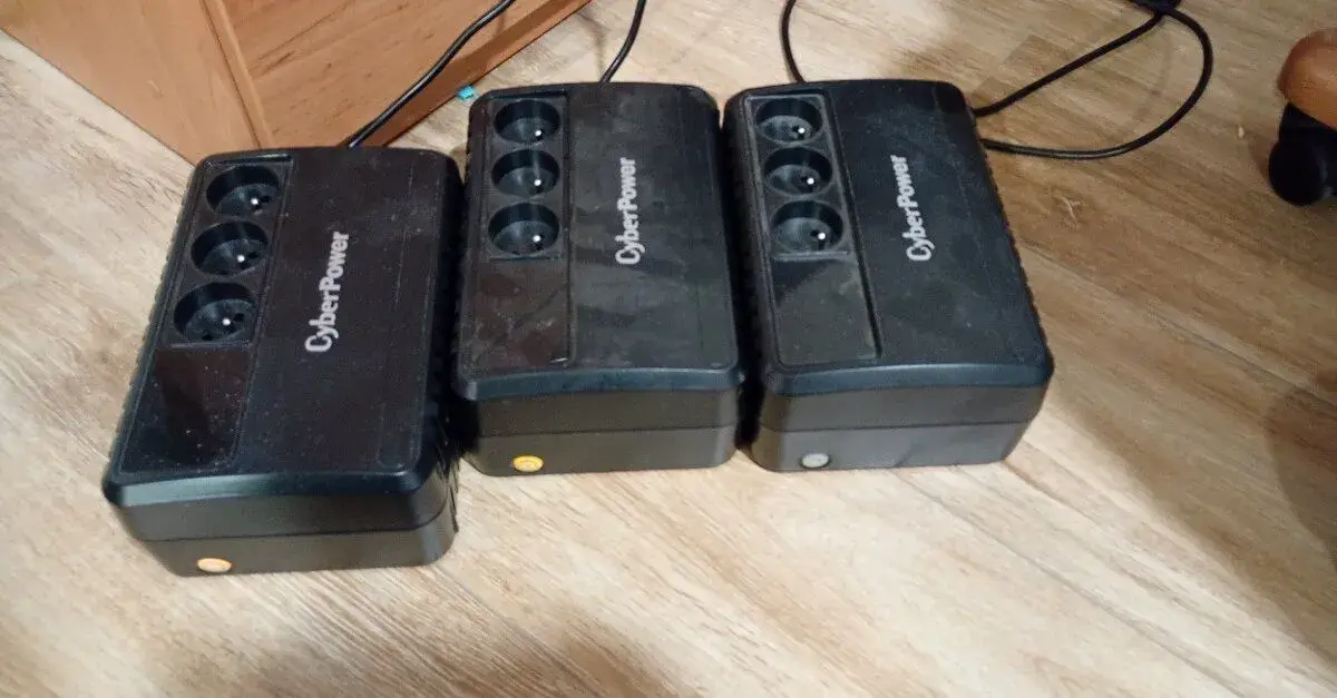 UPS cyberpower 3KS