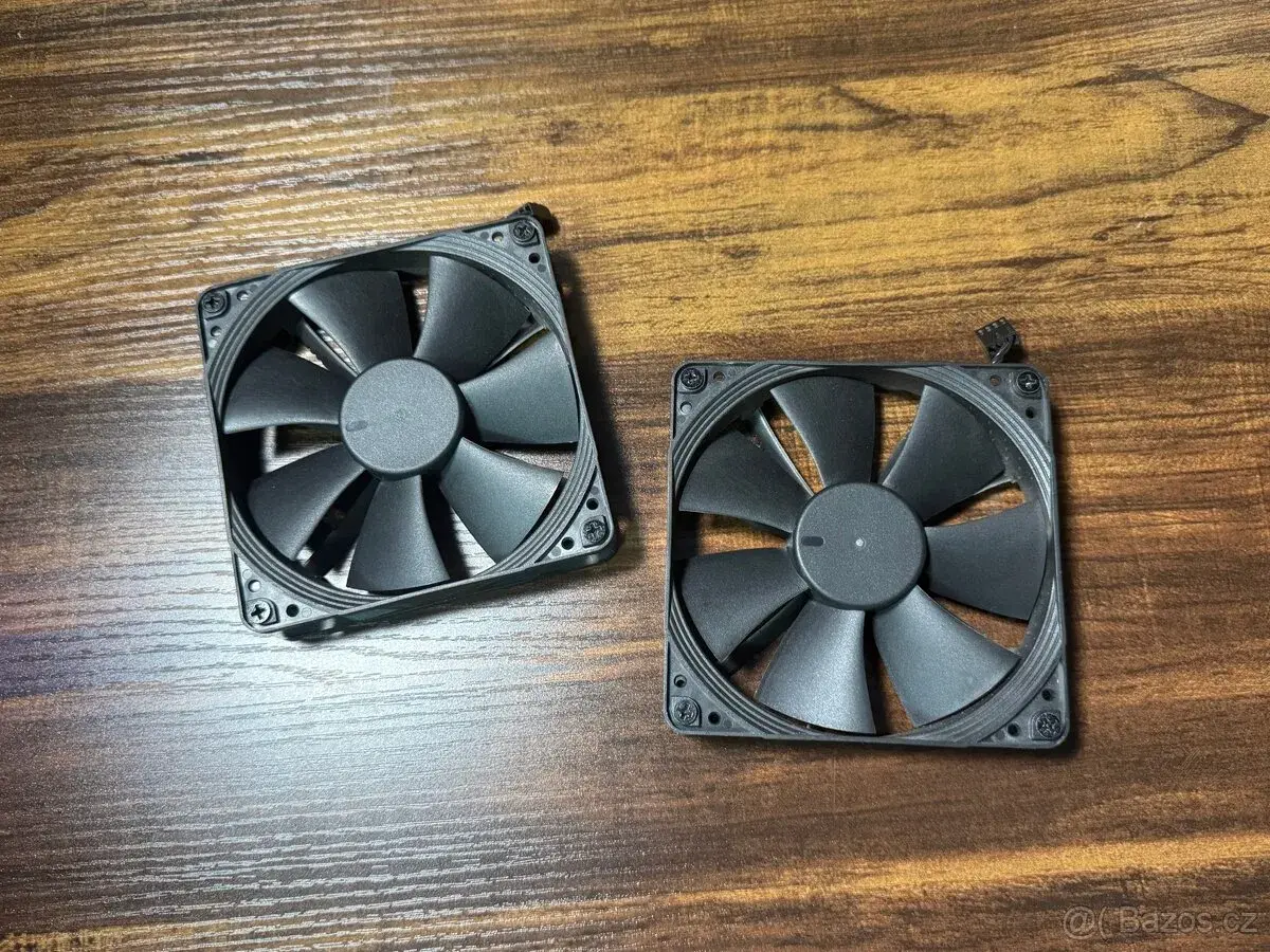 2x Noctua NF-F12 PWM Chromax.Black
